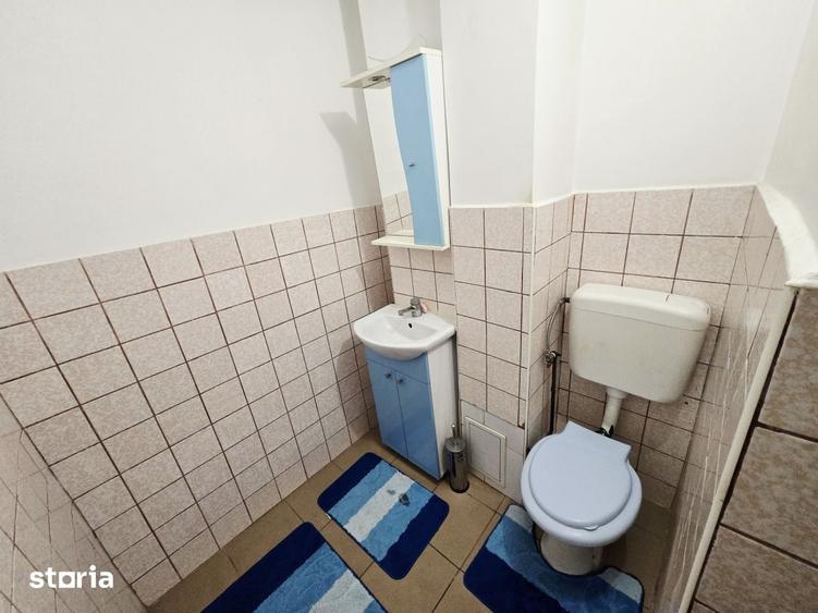 Apartament cu 3 camere semidecomandat în Rogerius
