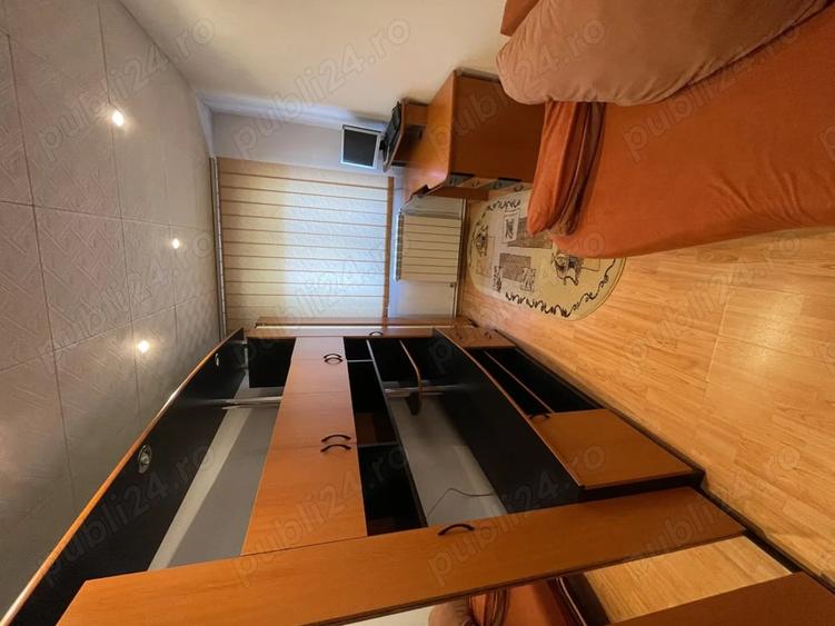 Apartament cu 3 camere decomandat în Petros