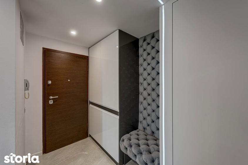 Apartament cu 3 camere, mobilat în Văcăresti