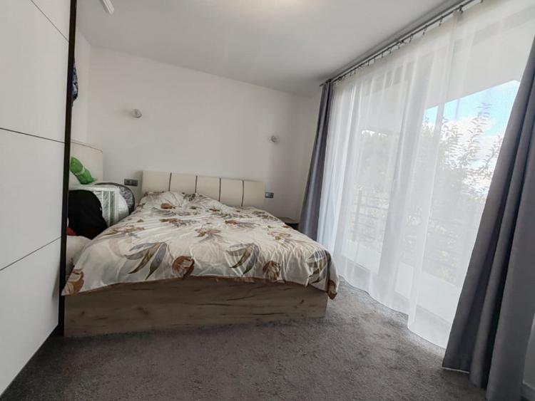 Casă cu 4 camere cu Teren 416 Mp în Florești