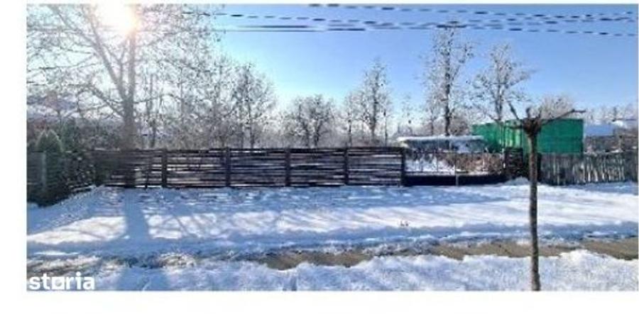 Casă cu 2 camere cu Teren 2441 Mp în Grădiștea