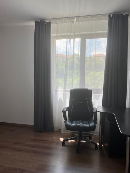 Apartament cu 3 camere în Florești