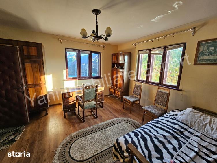 Casă cu 6 camere cu Teren 4050 Mp în Băiculești