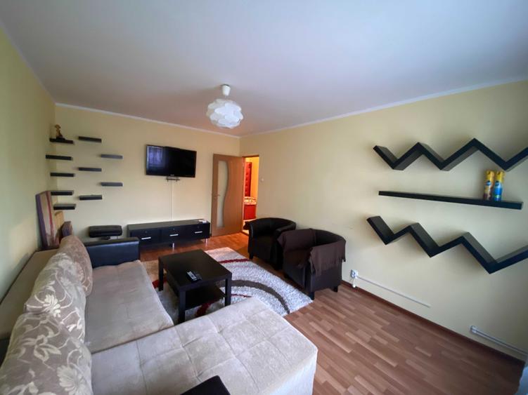 Inchiriere apartament 2 camere, Micro 21 - 2