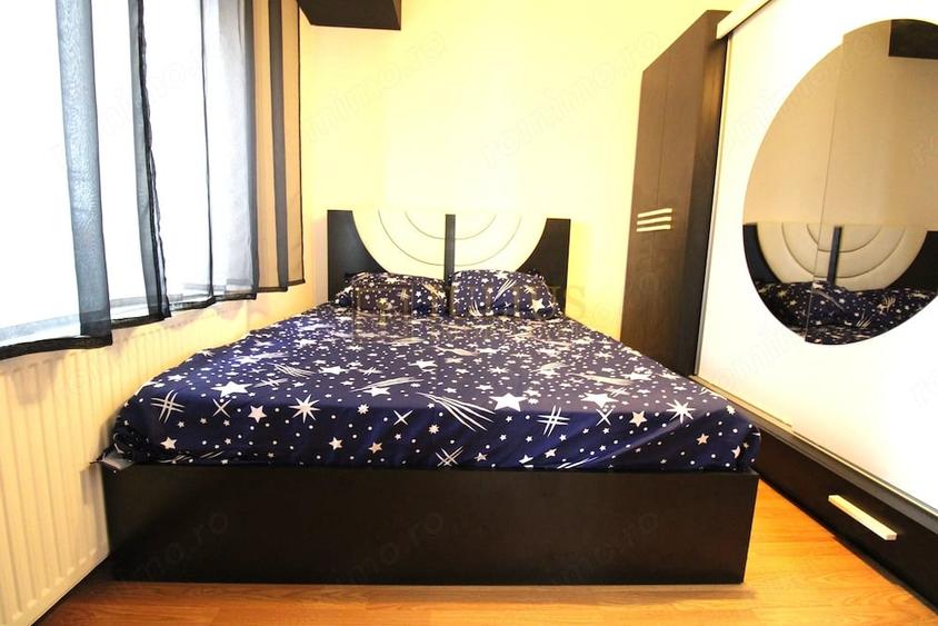 Apartament cu 3 camere decomandat în Girocului