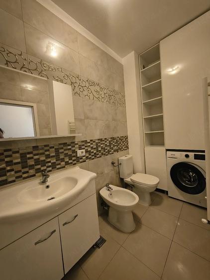 Apartament cu 3 camere decomandat în Giroc
