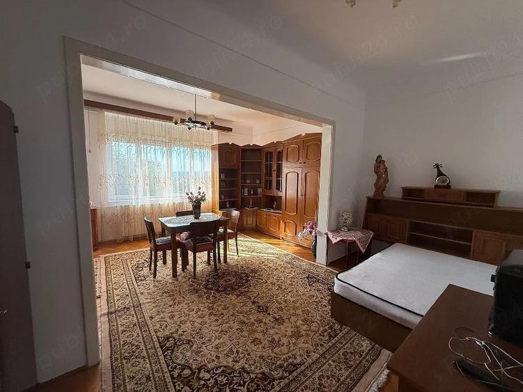 Casă cu 3 camere cu Teren 550 Mp în Central