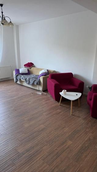 Apartament cu 2 camere decomandat în Florești