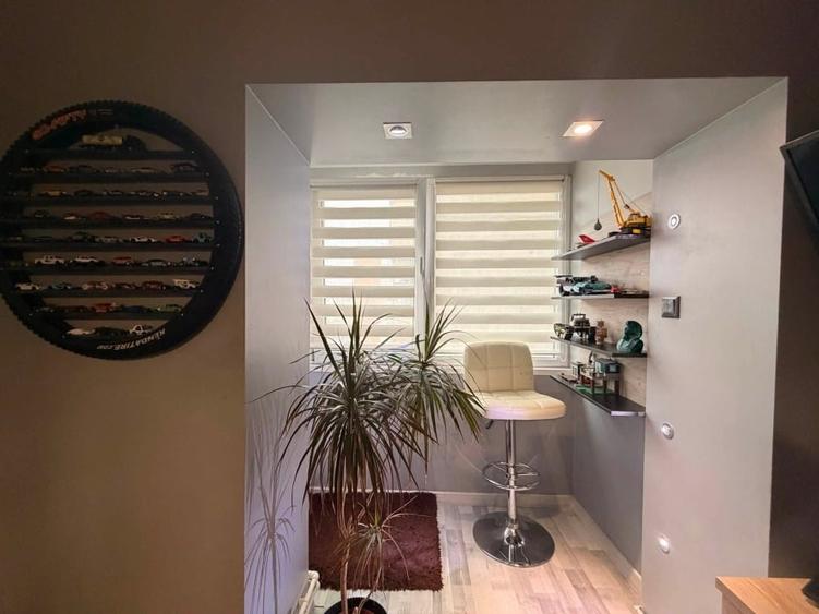 Apartament cu 4 camere decomandat, mobilat în Mazepa 1