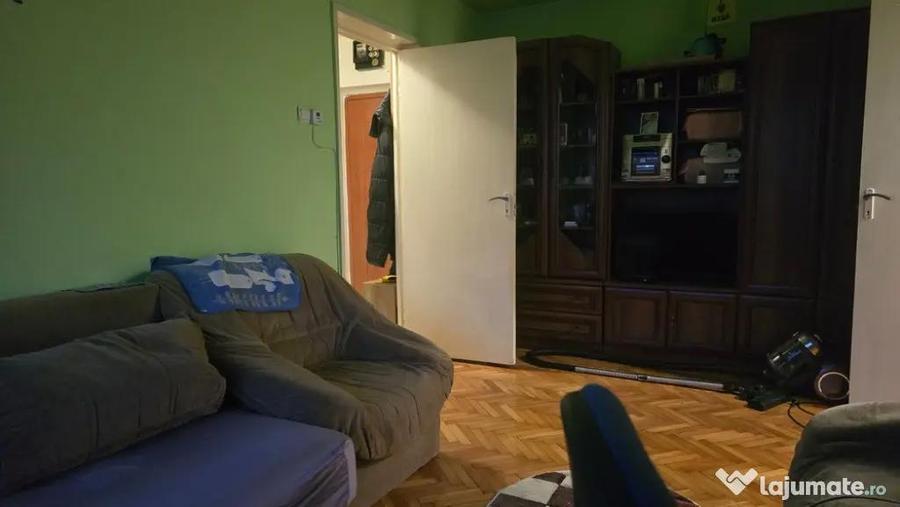 Apartament cu 2 camere semidecomandat în Bălcescu