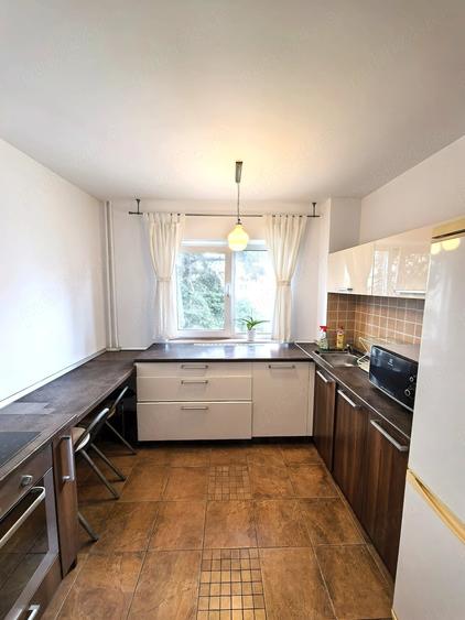 se inchiriaza apartament cu 3 camere cu loc parcare auto - 6