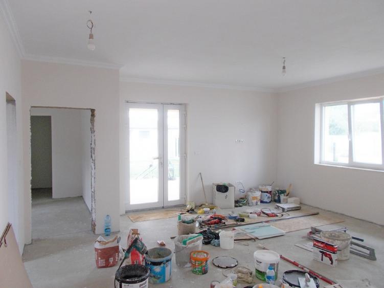 Casă individuală cu 3 camere cu Teren 500 Mp în Ghiroda