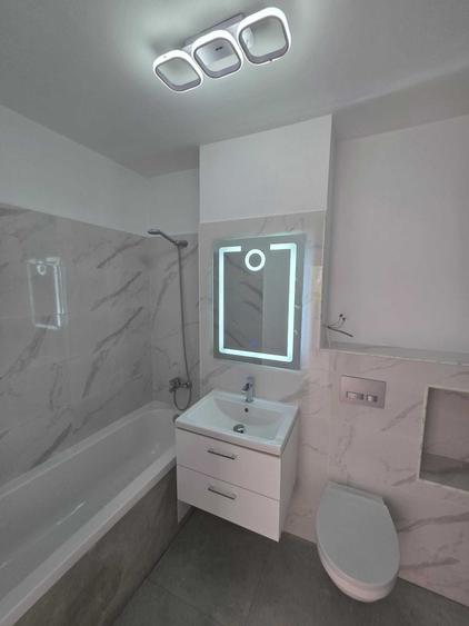 Apartament cu 2 camere decomandat în Crângași