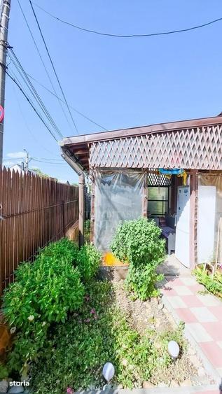 Casă cu 3 camere decomandat în Militari