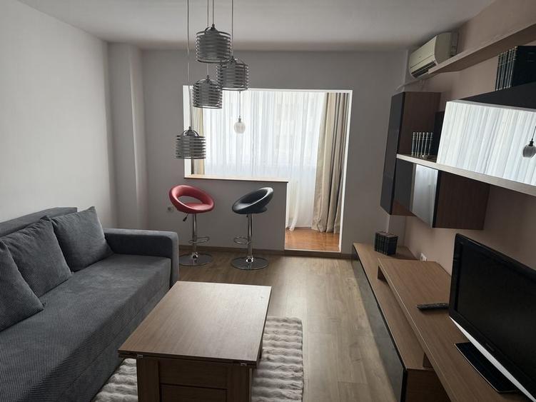 Apartament cu 3 camere în Dristor