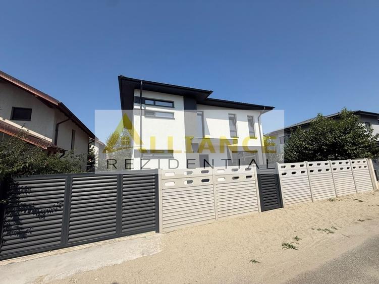 Casă individuală cu 5 camere cu Canalizare în Berceni