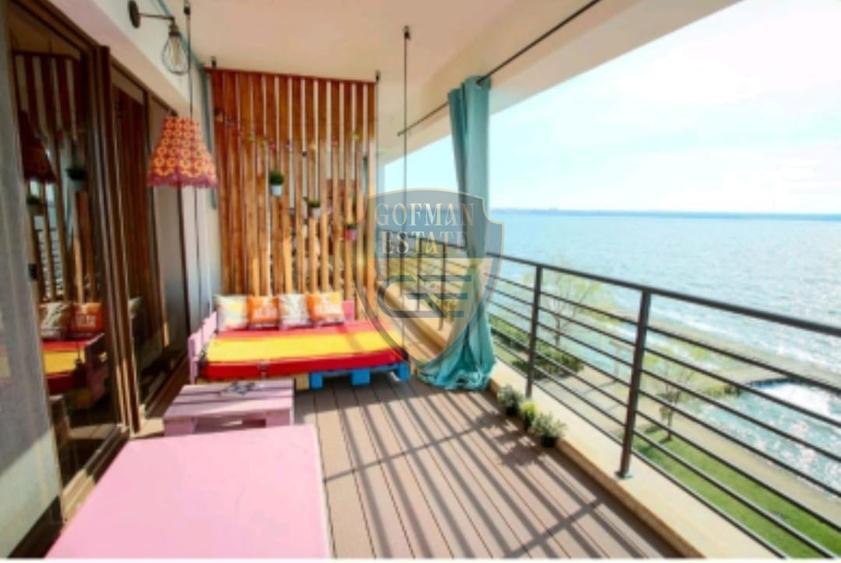 Apartament cu 3 camere decomandat, mobilat în Central