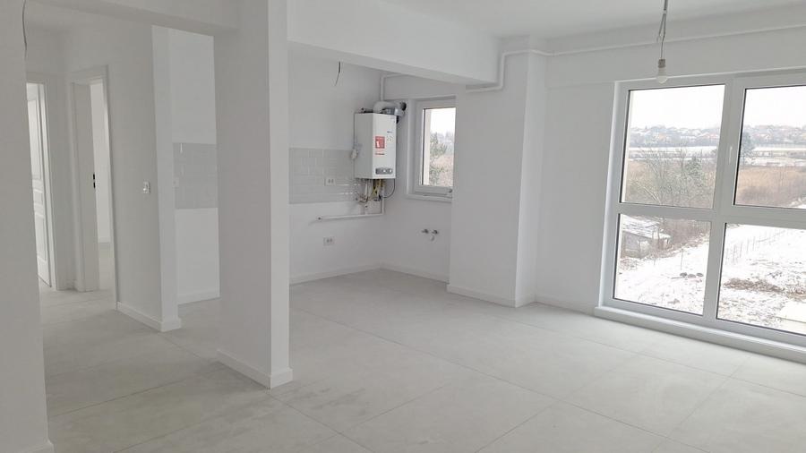 Apartament cu 3 camere decomandat în Galata