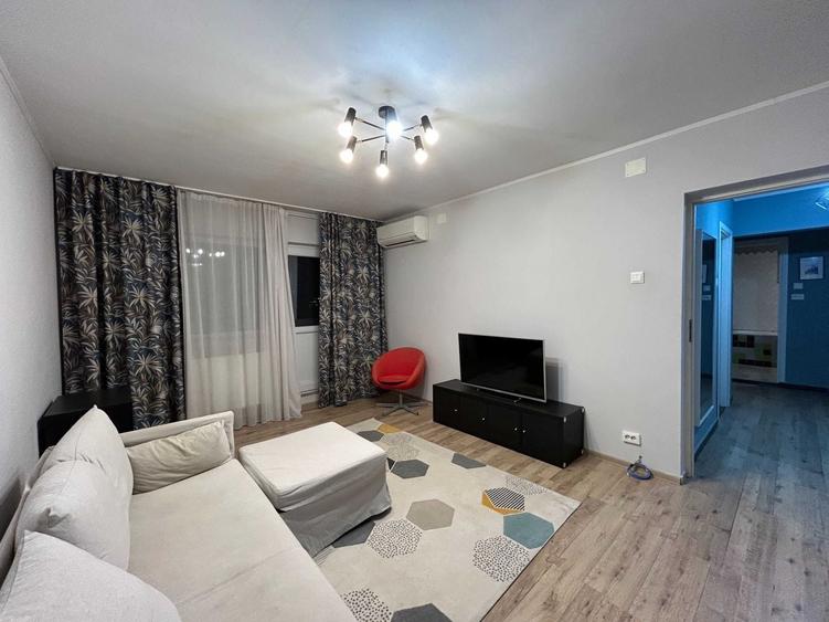 Apartament cu 2 camere decomandat în Tei