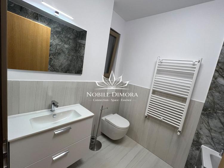Apartament cu 3 camere decomandat, mobilat în Central