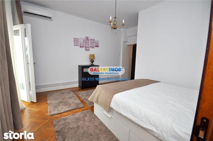 Apartament cu 3 camere semidecomandat, mobilat în Universitate