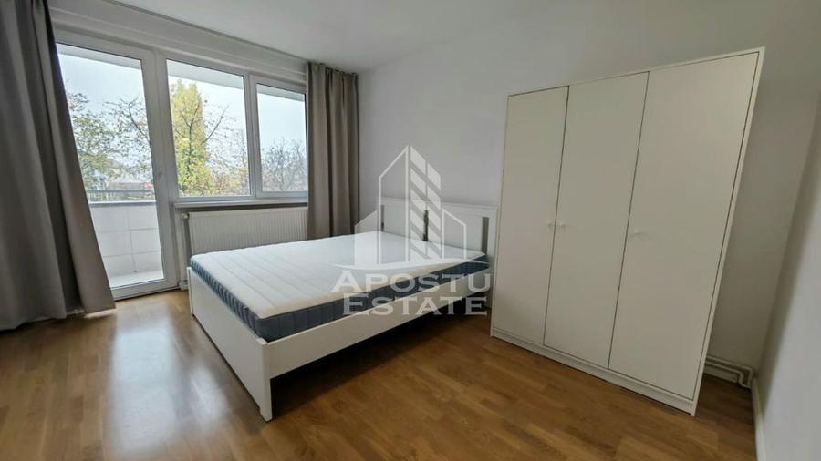 Apartament cu 3 camere decomandat în Tipografilor