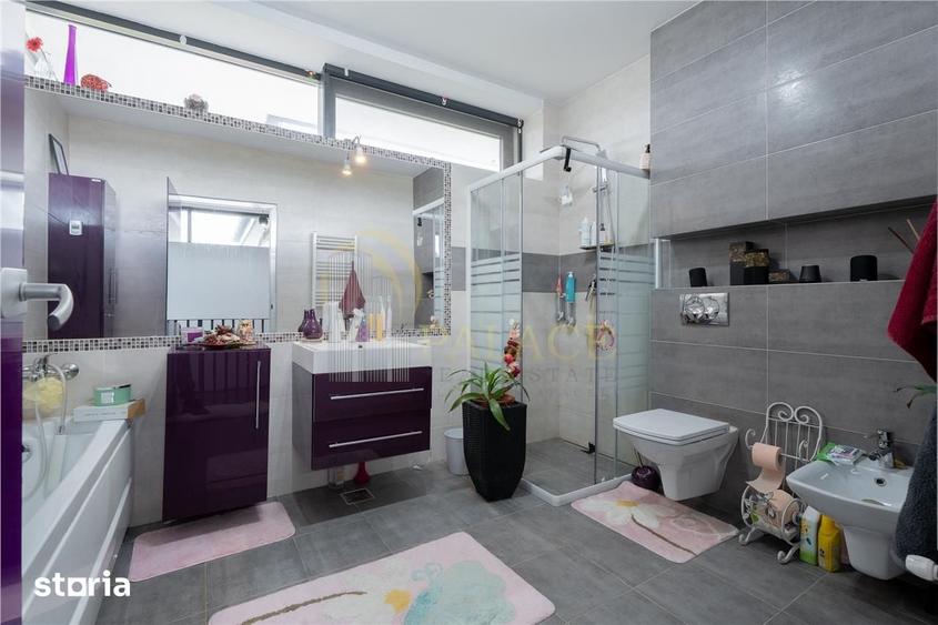 Casă cu 5 camere cu Teren 1000 Mp în Bucium