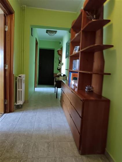 Vanzare apartament 4 camere-Bd. Decebal - 5