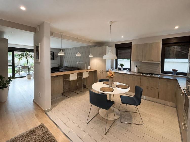 Duplex cu 6 camere cu Canalizare în Dumbrăvița