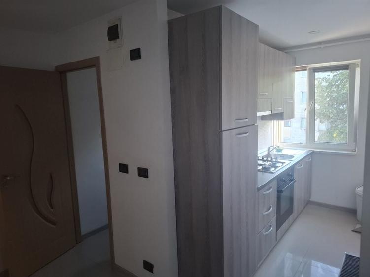 Apartament cu 2 camere semidecomandat în Câlnic