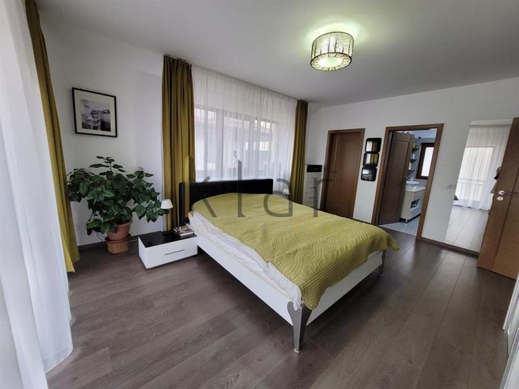 Duplex cu 5 camere decomandat cu Teren 250 Mp în Florești