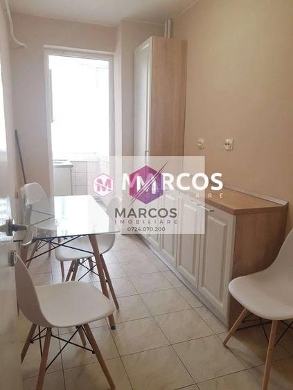 Apartament cu 2 camere semidecomandat în Cuptoare (Reșița)