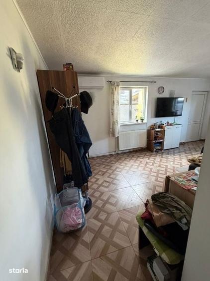 Casă cu 2 camere în Central