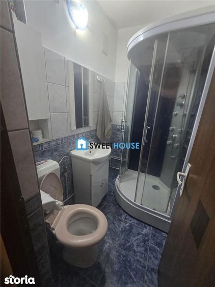 Apartament cu 2 camere semidecomandat, mobilat în Central