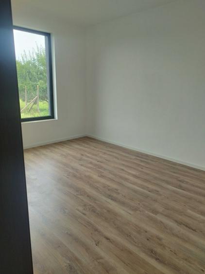 Casă cu 3 camere în Dancu