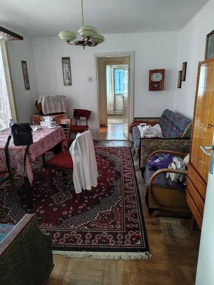 Apartament cu 2 camere nedecomandat în Central