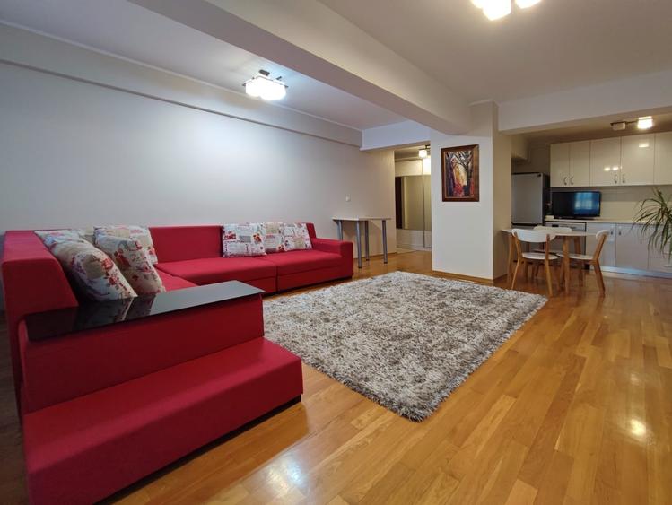 Apartament cu 2 camere semidecomandat în Est