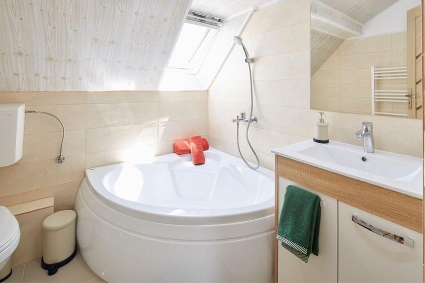 Apartament cu 2 camere decomandat în Zorilor