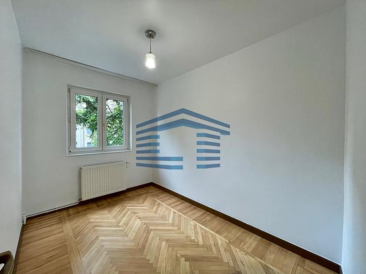 Apartament cu 3 camere decomandat, mobilat în Gării