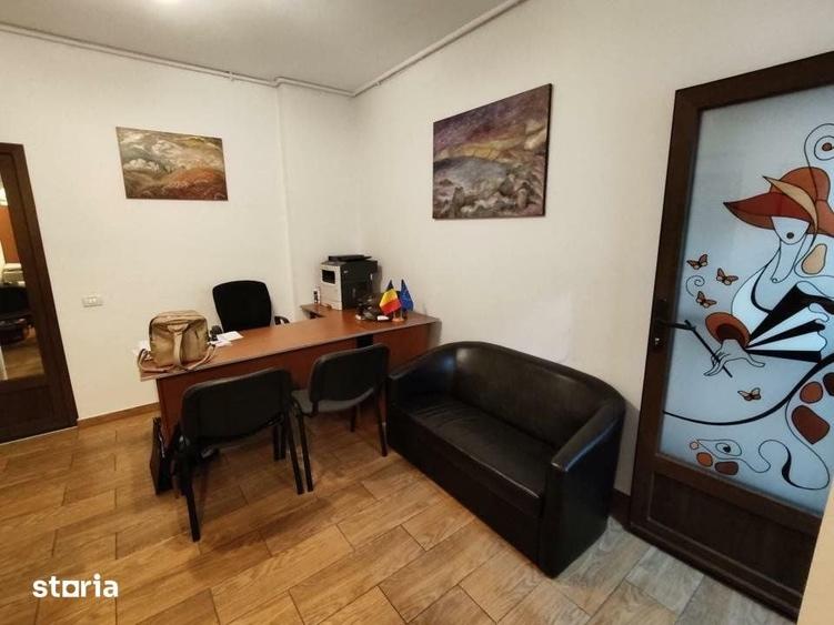 Spațiu comercial, de 30 mp, în Centrul Civic