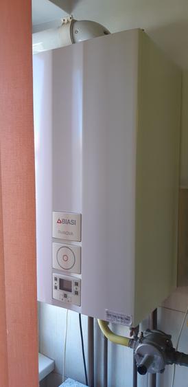 Apartament cu 2 camere decomandat, mobilat în Bălcescu