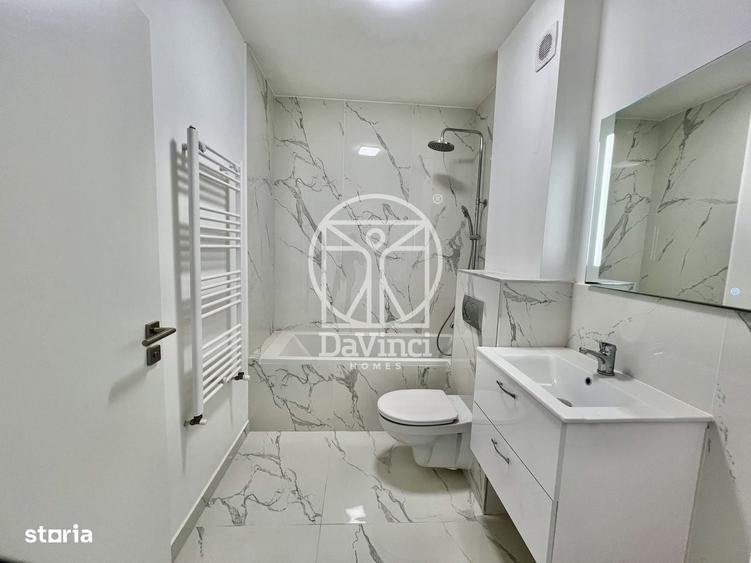 Apartament cu 5 camere decomandat în Cristian