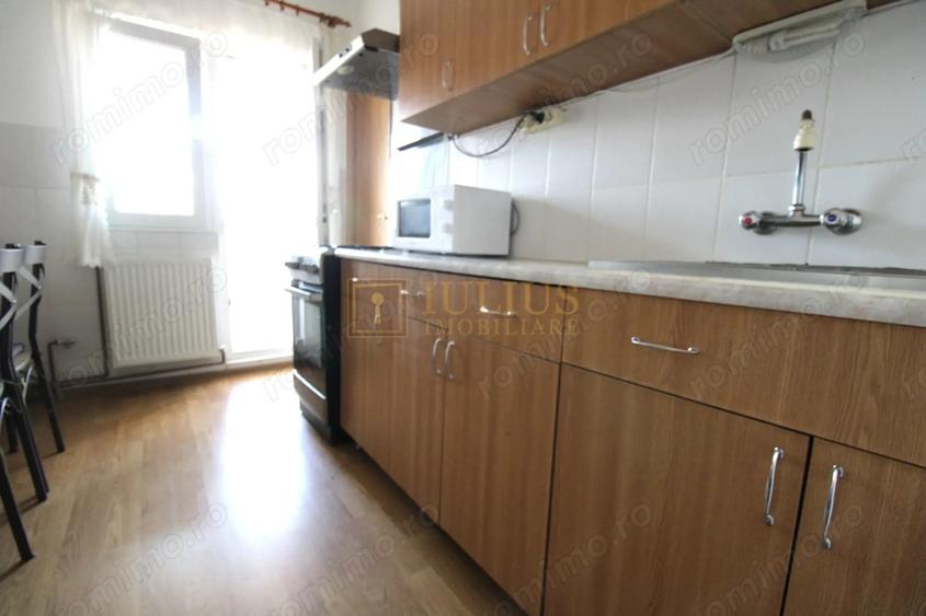 Apartament cu 2 camere decomandat, mobilat în Mircea cel Bătrân