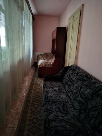 Casă cu 4 camere în Secusigiu