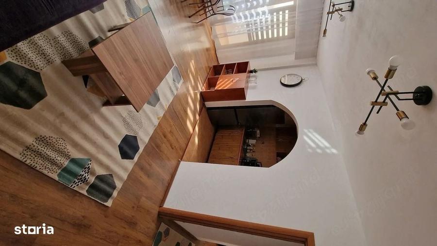 Apartament cu 3 camere decomandat în Obor