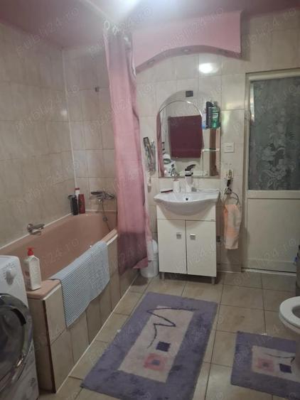 Casă cu 3 camere cu Teren 1326 Mp în Șagu