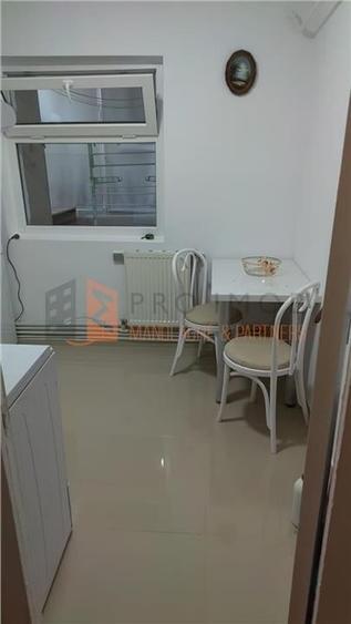 Apartament cu 3 camere decomandat, mobilat în Unirii Sud