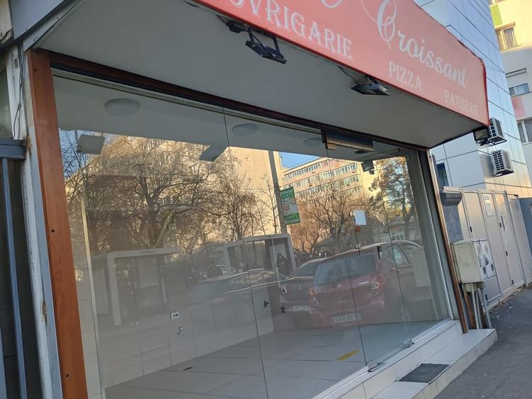 Spațiu comercial, de 15 mp, în 1 Mai