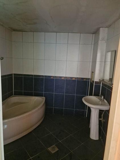 Casă cu 4 camere în Blandiana