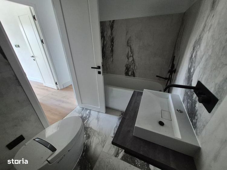 Apartament cu 3 camere decomandat în Tătărași
